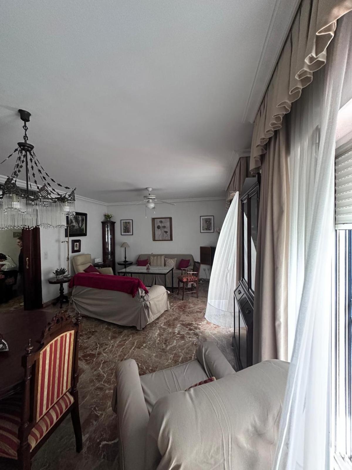 Amplio Apartamento Plaza Nueva Севилья Экстерьер фото