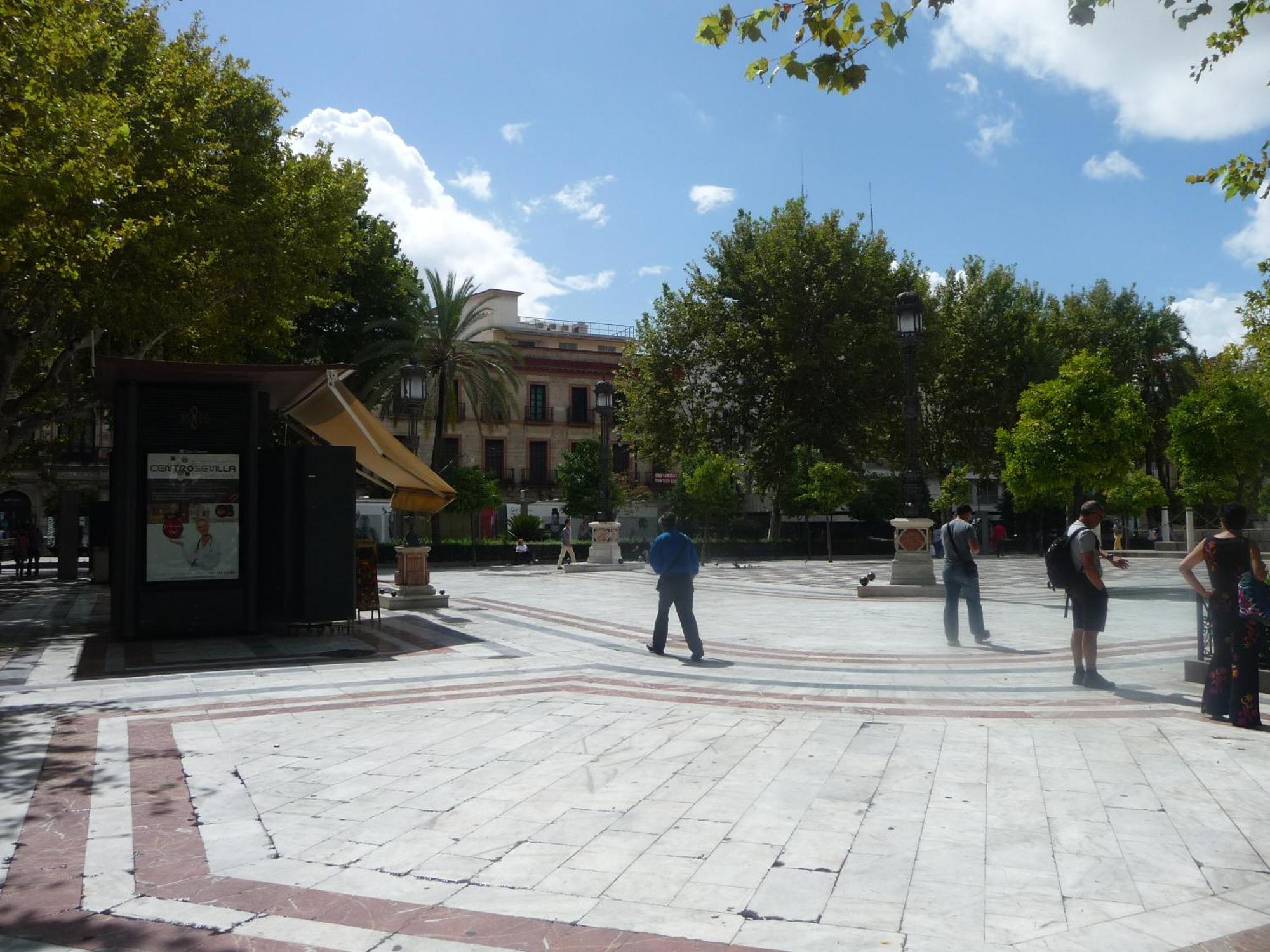 Amplio Apartamento Plaza Nueva Севилья Экстерьер фото